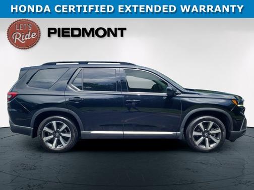 Crystal Black Pearl 2024 Honda Pilot Touring