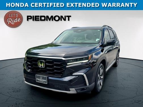 Crystal Black Pearl 2024 Honda Pilot Touring