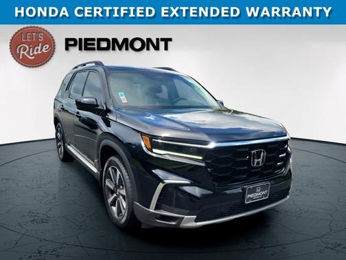 Crystal Black Pearl 2024 Honda Pilot Touring
