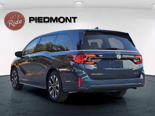 Smoke Blue Pearl 2026 Honda Odyssey Elite
