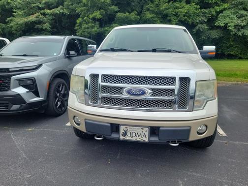 White 2010 Ford F-150