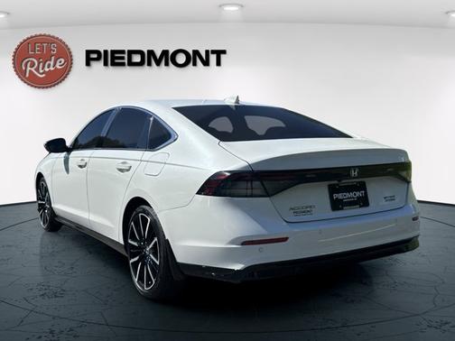 White 2024 Honda Accord Hybrid Touring