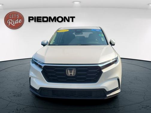 White 2023 Honda CR-V LX