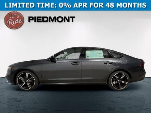 Meteorite Gray Metallic 2026 Honda Accord SE