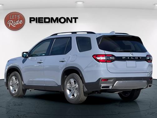 Sonic Gray Pearl 2026 Honda Pilot EX-L