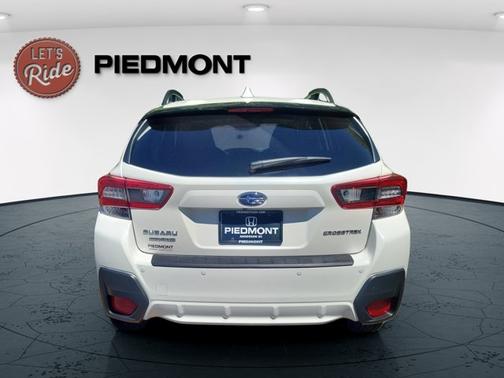 Crystal White Pearl 2021 Subaru Crosstrek Limited