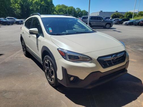 Crystal White Pearl 2021 Subaru Crosstrek Limited