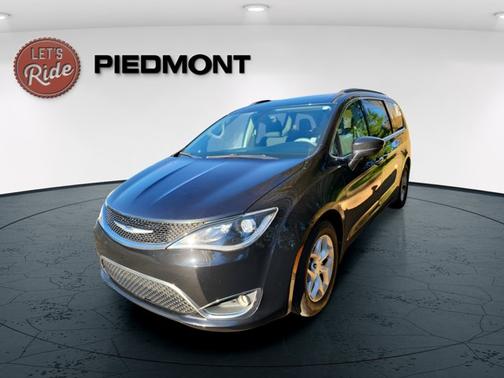 2018 Chrysler Pacifica Touring Plus