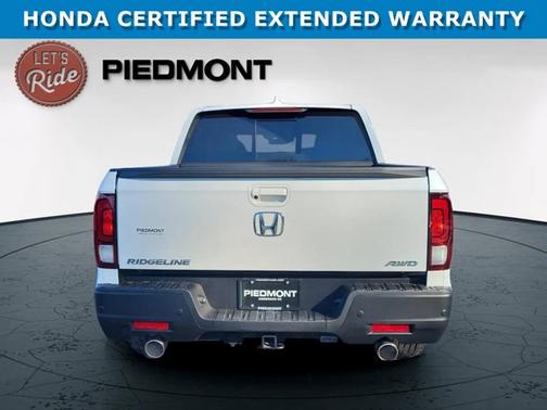White 2023 Honda Ridgeline RTL-E