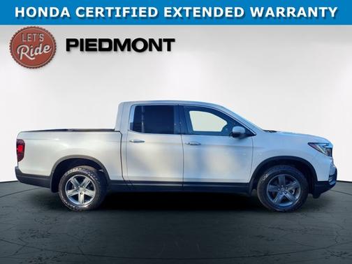 White 2023 Honda Ridgeline RTL-E
