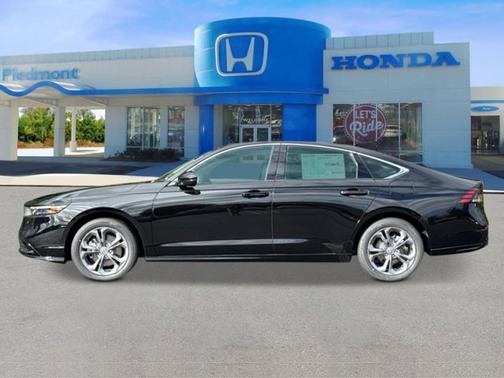 Crystal Black Pearl 2026 Honda Accord Hybrid EX-L