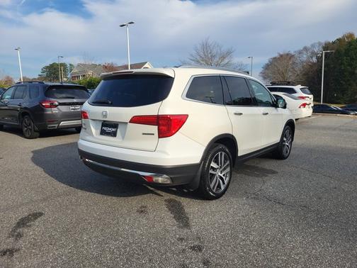 2018 Honda Pilot Touring