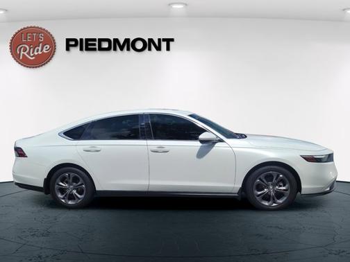 Platinum White Pearl 2024 Honda Accord EX