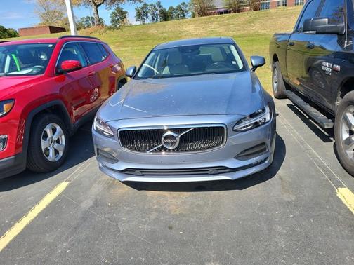 Blue Metallic 2017 Volvo S90 T6 Momentum