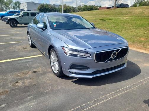 Blue Metallic 2017 Volvo S90 T6 Momentum