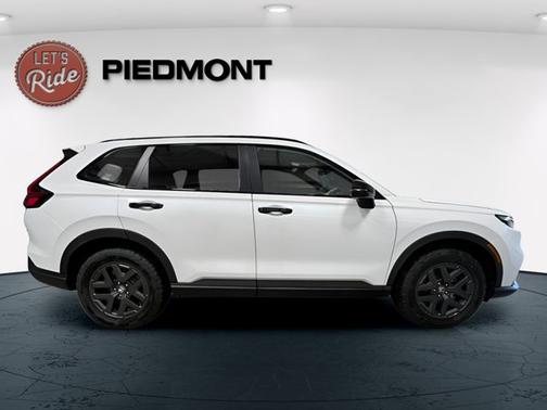Platinum White Pearl 2026 Honda CR-V Hybrid TrailSport