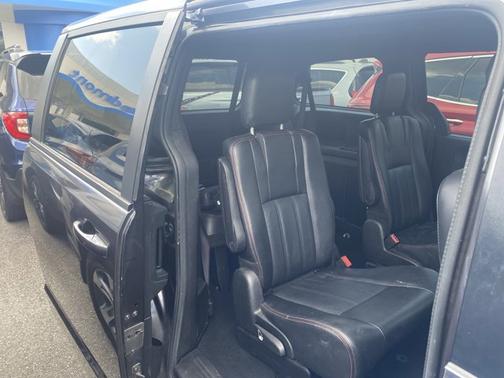 2019 Dodge Grand Caravan R/T