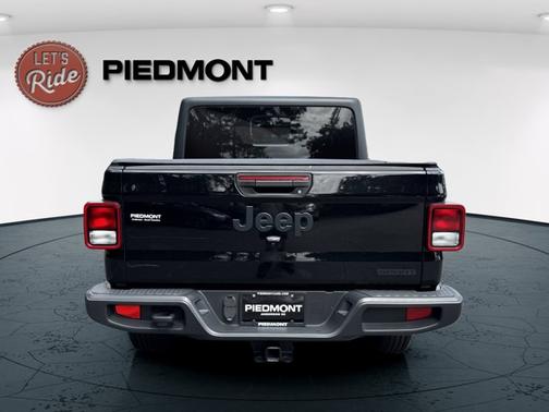 2021 Jeep Gladiator Sport S
