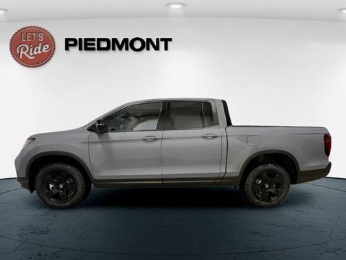 Sonic Gray Pearl 2026 Honda Ridgeline Black Edition
