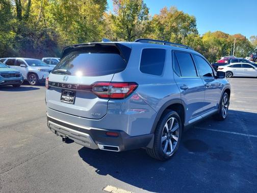 2023 Honda Pilot Elite