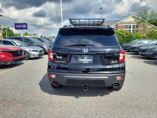 Crystal Black Pearl 2021 Honda Passport Elite