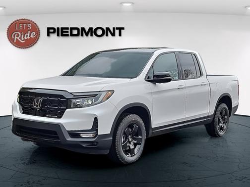 Platinum White Pearl 2026 Honda Ridgeline Black Edition Two-Tone