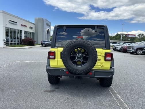 2024 Jeep Wrangler Willys