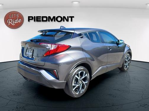 2021 Toyota C-HR LE