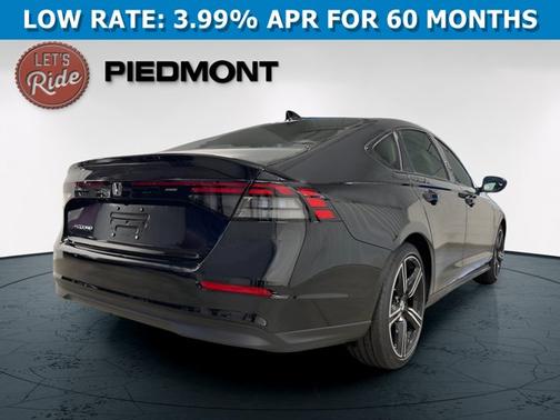 Crystal Black Pearl 2026 Honda Accord SE