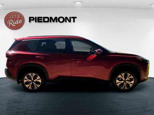 Scarlet Ember Tintcoat 2022 Nissan Rogue SV
