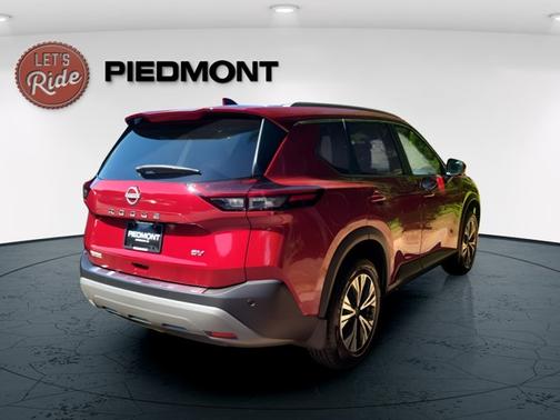 Scarlet Ember Tintcoat 2022 Nissan Rogue SV