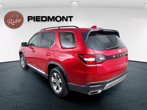 Radiant Red Metallic II 2026 Honda Pilot EX-L