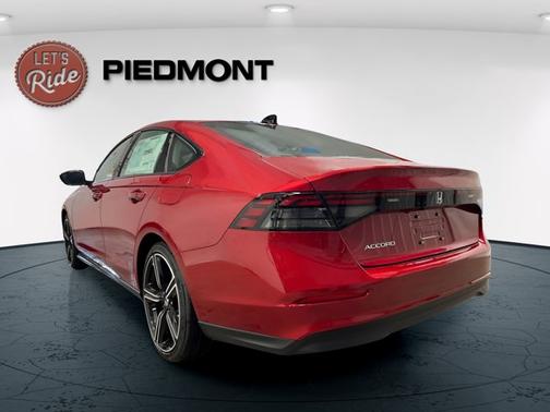 Radiant Red Metallic 2026 Honda Accord SE