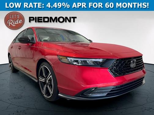 Radiant Red Metallic 2026 Honda Accord SE