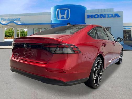 Radiant Red Metallic 2026 Honda Accord SE