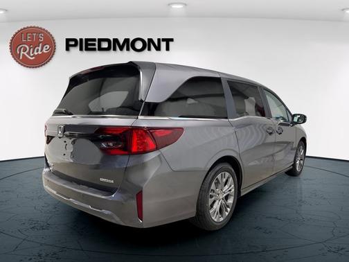 Modern Steel Metallic 2026 Honda Odyssey Touring