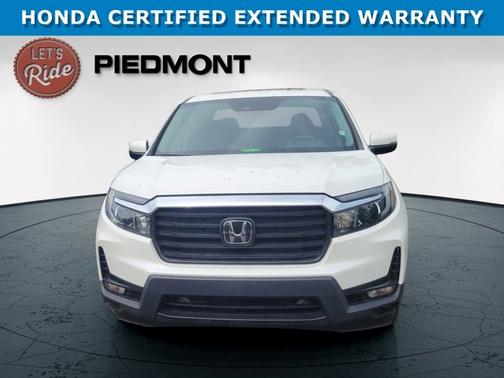 White 2023 Honda Ridgeline RTL