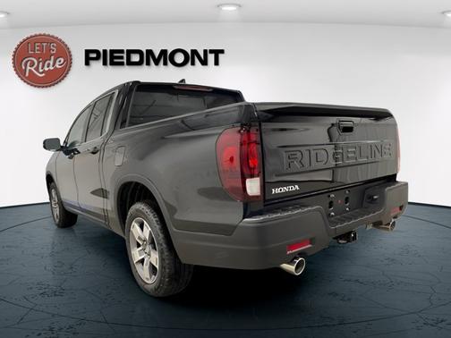 Crystal Black Pearl 2026 Honda Ridgeline RTL