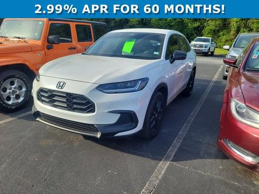 White 2023 Honda HR-V Sport