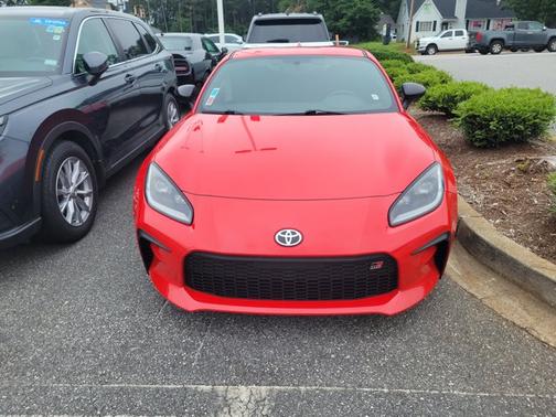 Track Bred 2024 Toyota GR86 Manual