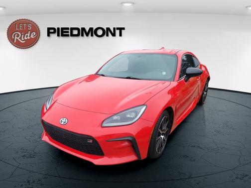Track Bred 2024 Toyota GR86 Manual