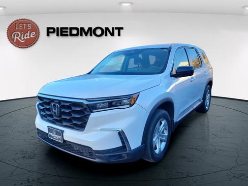 2023 Honda Pilot LX