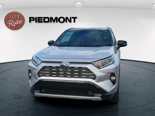 2020 Toyota RAV4 Hybrid XSE