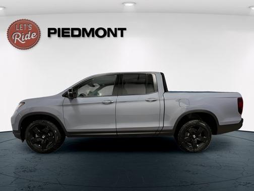 Sonic Gray Pearl 2026 Honda Ridgeline Black Edition Two-Tone
