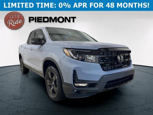 Sonic Gray Pearl 2026 Honda Ridgeline Black Edition Two-Tone