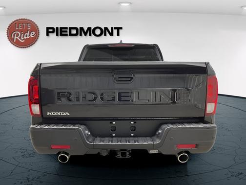 Crystal Black Pearl 2026 Honda Ridgeline Black Edition