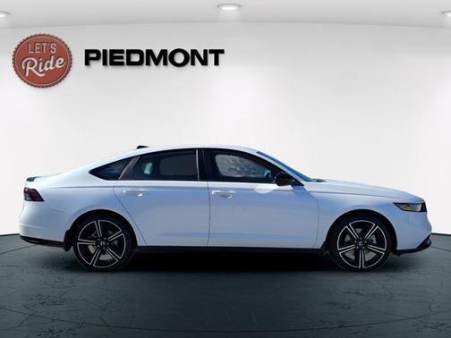 Platinum White Pearl 2026 Honda Accord Hybrid Sport