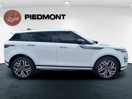 Fuji White 2023 Land Rover Range Rover Evoque R-Dynamic SE