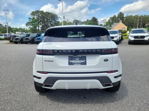 Fuji White 2023 Land Rover Range Rover Evoque R-Dynamic SE