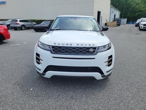 Fuji White 2023 Land Rover Range Rover Evoque R-Dynamic SE